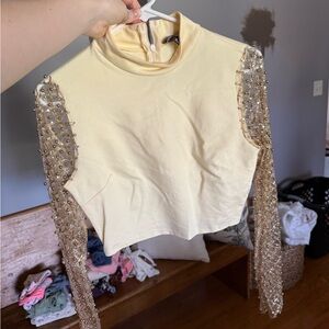 Zipped crop top with beaded sleeves